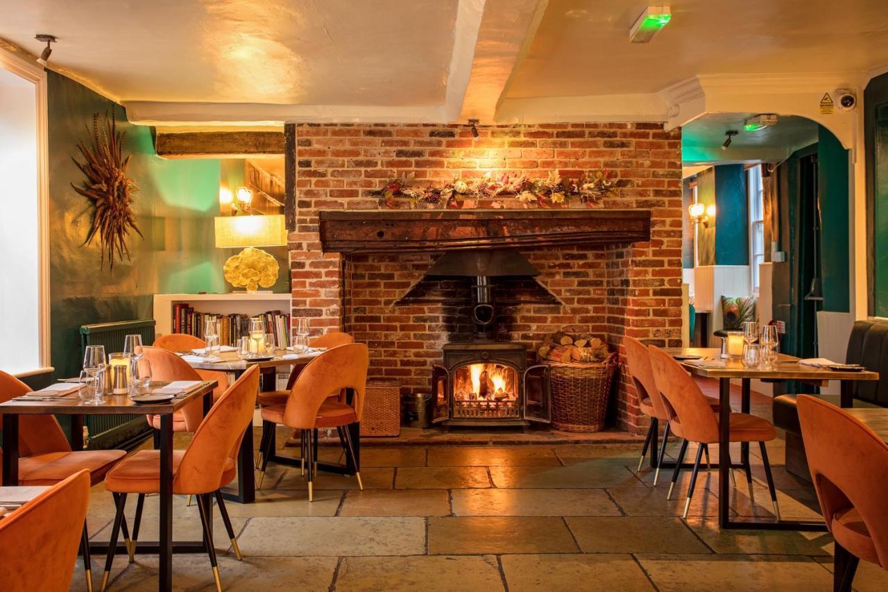 The Black Lion 3* Little Walsingham